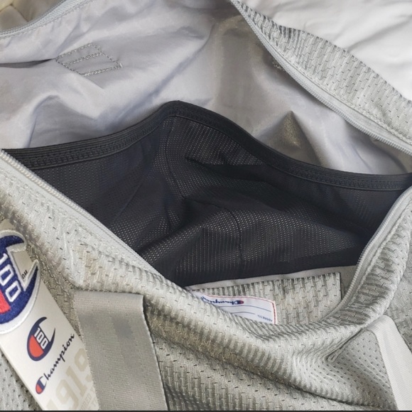 Champion 100 Year Duffle Bag / Grey - Picture 4 of 4